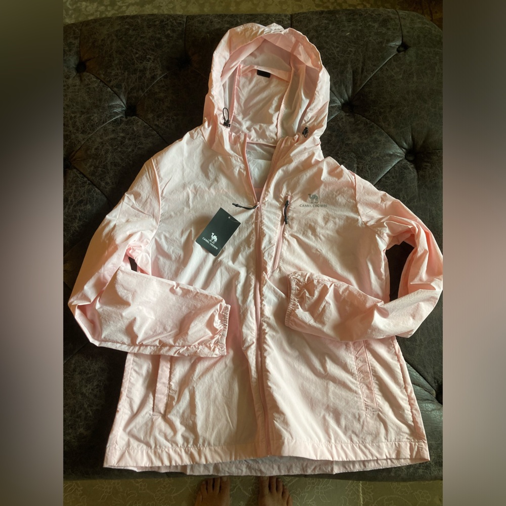Light Pink Windbreaker/ weatherproof Jacket hooded full zip Camel Crown size L